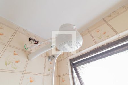 Banheiro de apartamento para alugar com 1 quarto, 44m² em Partenon, Porto Alegre