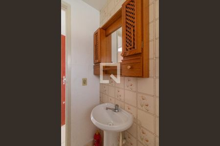 Banheiro de apartamento para alugar com 1 quarto, 44m² em Partenon, Porto Alegre