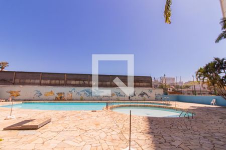 Apartamento para alugar com 44m², 1 quarto e sem vaga Apartamento para alugar com 44m², 1 quarto e sem vagaÁrea comum - Piscina