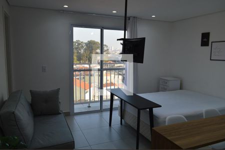 Sala de kitnet/studio para alugar com 1 quarto, 25m² em Vila Nilo, São Paulo