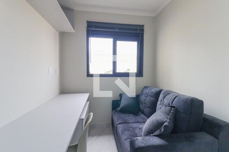 Sala/Cozinha de apartamento para alugar com 1 quarto, 35m² em Capão Raso, Curitiba
