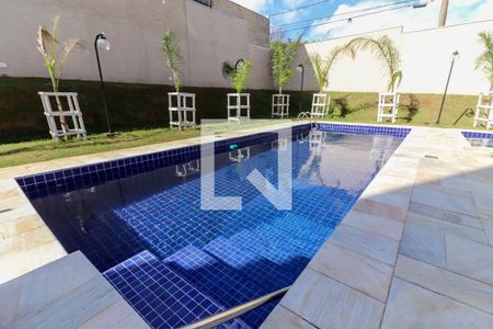 Apartamento à venda com 42m², 2 quartos e sem vagaÁrea comum - Piscina