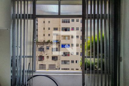Apartamento à venda com 36m², 2 quartos e sem vaga Apartamento à venda com 36m², 2 quartos e sem vagaQuarto 1 Janela