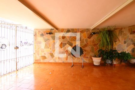 Casa à venda com 231m², 3 quartos e 1 vagaÁrea comum