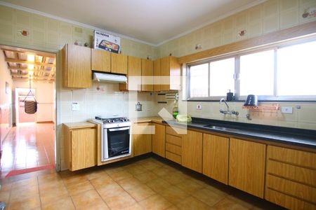 Casa à venda com 231m², 3 quartos e 1 vagaCozinha 