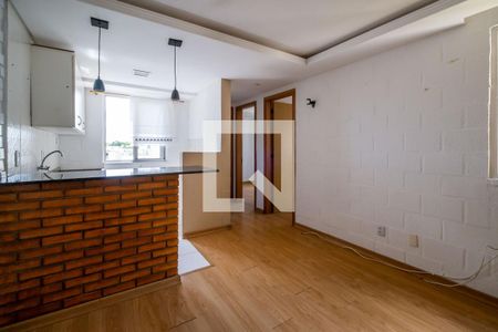 Sala de apartamento à venda com 2 quartos, 40m² em Vila Nova, Porto Alegre