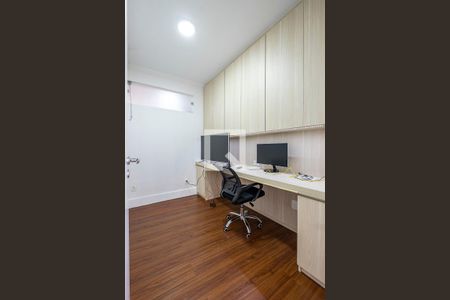 Sala - Escritório de apartamento para alugar com 2 quartos, 115m² em Jardim Paulista, São Paulo