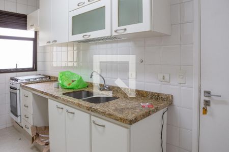 Apartamento para alugar com 98m², 2 quartos e 2 vagasCozinha