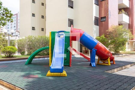 Apartamento para alugar com 98m², 2 quartos e 2 vagasÁrea comum - Playground