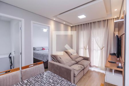 Sala de apartamento para alugar com 2 quartos, 41m² em Sítio da Figueira, São Paulo