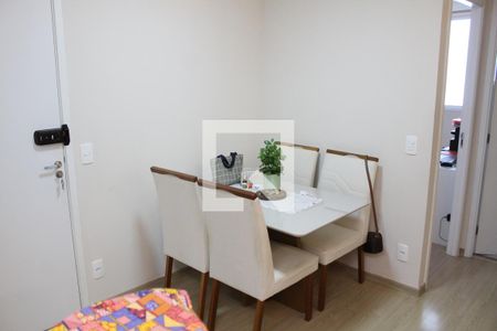 Sala de apartamento para alugar com 2 quartos, 46m² em Parque Industrial Tomas Edson, São Paulo