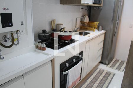 Cozinha de apartamento para alugar com 2 quartos, 46m² em Parque Industrial Tomas Edson, São Paulo
