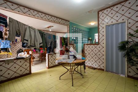 Casa à venda com 430m², 4 quartos e 7 vagasSalão de festas