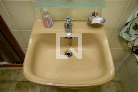 Casa à venda com 430m², 4 quartos e 7 vagasBanheiro 1