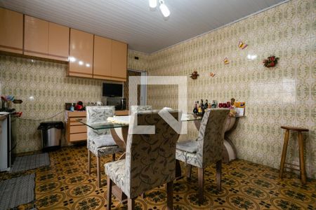 Casa à venda com 430m², 4 quartos e 7 vagasCozinha