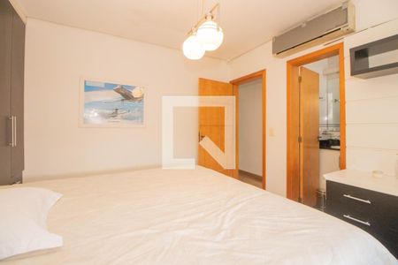 Casa à venda com 350m², 3 quartos e 4 vagasSuíte 1