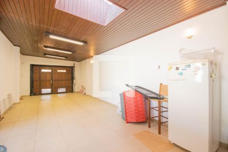 Casa à venda com 350m², 3 quartos e 4 vagasGaragem