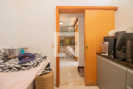 Casa à venda com 350m², 3 quartos e 4 vagasÁrea de Serviço