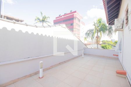Casa à venda com 350m², 3 quartos e 4 vagasTerraço