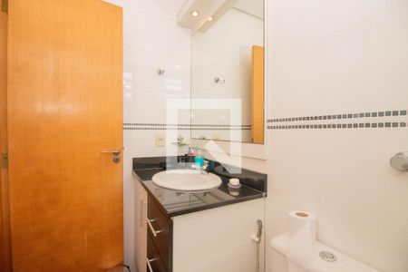 Casa à venda com 350m², 3 quartos e 4 vagasBanheiro da Suíte 1