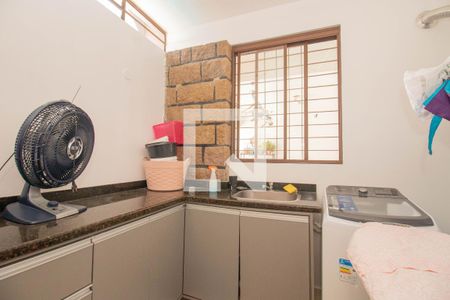 Casa à venda com 350m², 3 quartos e 4 vagasÁrea de Serviço