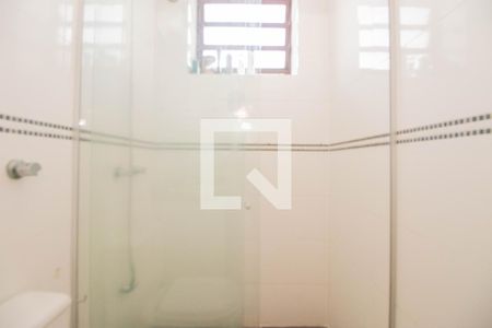 Casa à venda com 350m², 3 quartos e 4 vagasBanheiro da Suíte 1