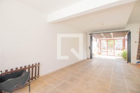 Casa à venda com 350m², 3 quartos e 4 vagasgaragem 2