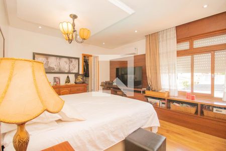 Casa à venda com 350m², 3 quartos e 4 vagasSuíte 3