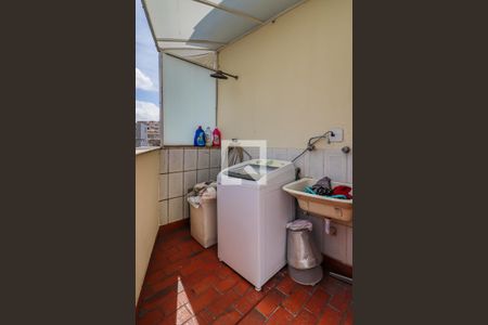 Apartamento à venda com 105m², 2 quartos e 2 vagasÁrea de Serviço 