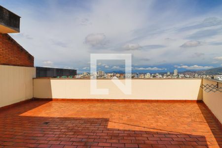 Apartamento à venda com 105m², 2 quartos e 2 vagasCobertura