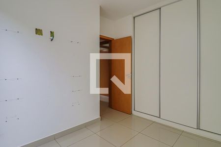 Apartamento à venda com 63m², 2 quartos e 2 vagasQuarto 2
