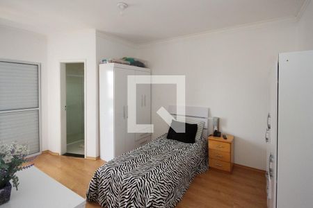 Casa à venda com 148m², 3 quartos e 2 vagasSuite