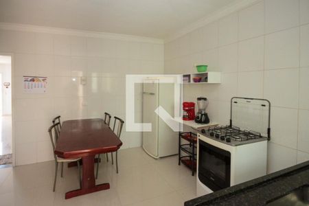 Casa à venda com 148m², 3 quartos e 2 vagasCozinha