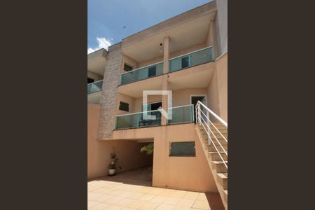 Casa à venda com 148m², 3 quartos e 2 vagasfrente da Casa