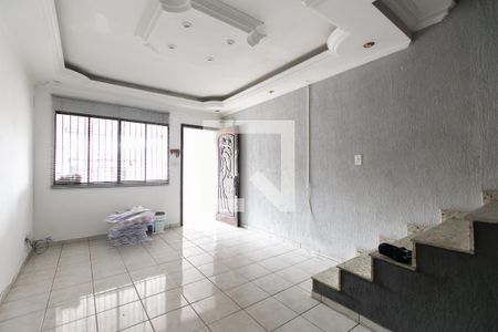 Casa à venda com 2 quartos, 100m² em Jardim Nossa Senhora do Carmo, São Paulo