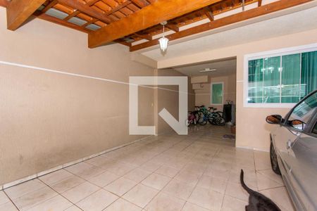 Casa para alugar com 255m², 3 quartos e 3 vagas Casa para alugar com 255m², 3 quartos e 3 vagasGaragem