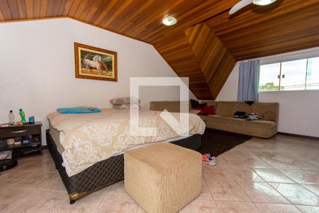 Casa para alugar com 255m², 3 quartos e 3 vagas Casa para alugar com 255m², 3 quartos e 3 vagasSuíte