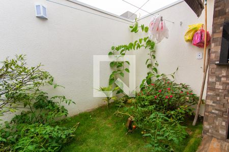 Casa para alugar com 255m², 3 quartos e 3 vagas Casa para alugar com 255m², 3 quartos e 3 vagasJardim