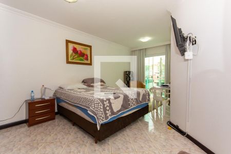 Casa para alugar com 255m², 3 quartos e 3 vagas Casa para alugar com 255m², 3 quartos e 3 vagasQuarto 1