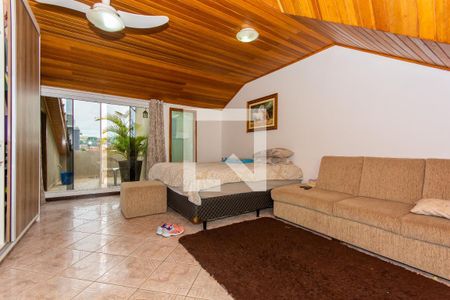Casa para alugar com 255m², 3 quartos e 3 vagas Casa para alugar com 255m², 3 quartos e 3 vagasSuíte