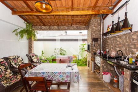 Casa para alugar com 255m², 3 quartos e 3 vagas Casa para alugar com 255m², 3 quartos e 3 vagasChurrasqueira