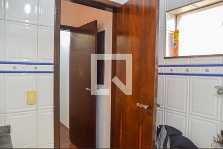 Casa à venda com 378m², 4 quartos e 4 vagasBanheiro da Suíte 4