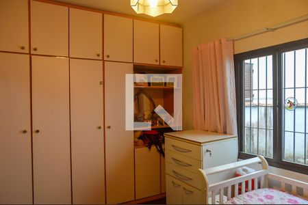 Casa à venda com 378m², 4 quartos e 4 vagasQuarto 2 - Suíte