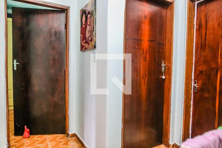 Corredor de casa à venda com 3 quartos, 137m² em Vila Camilópolis, Santo André
