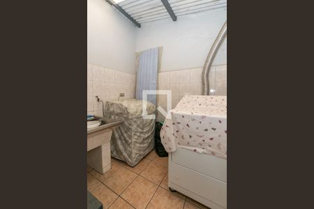 Casa para alugar com 110m², 2 quartos e 2 vagasLavanderia