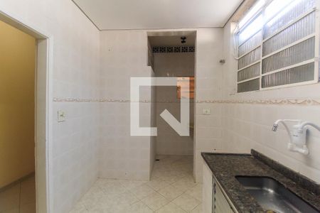 Cozinha de casa para alugar com 1 quarto, 55m² em Brás, São Paulo