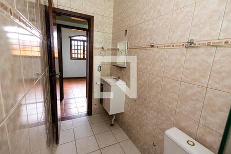 Casa de condomínio para alugar com 78m², 3 quartos e 1 vaga Casa de condomínio para alugar com 78m², 3 quartos e 1 vagaBanheiro