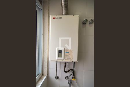 Apartamento para alugar com 65m², 2 quartos e 1 vagaÁrea de Serviço - Aquecedor