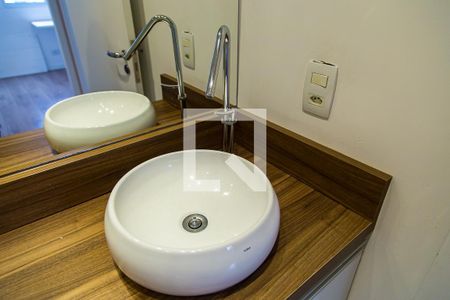 Apartamento para alugar com 65m², 2 quartos e 1 vagaBanheiro Social - Pia