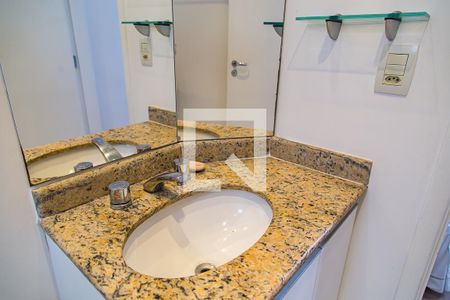 Apartamento para alugar com 65m², 2 quartos e 1 vagaBanheiro da Suíte - Pia